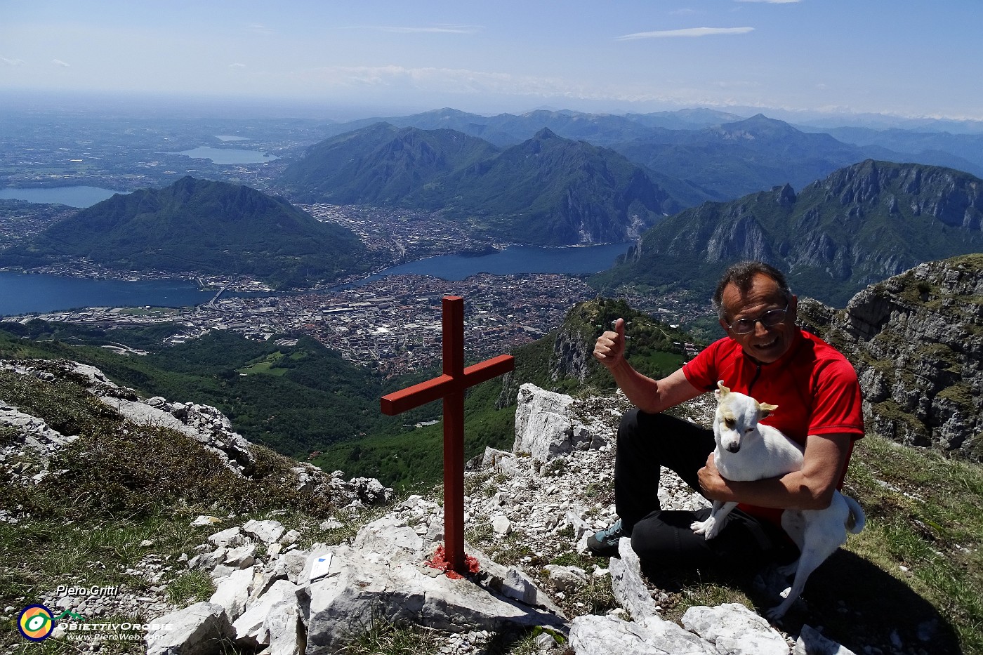 77 Da Punta Stoppani (1849 m) vista Lecco e laghi.JPG -                                